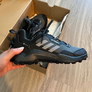 Adidas Terrex AX4 Gore-Tex Hiking Shoes - NWOT US 8